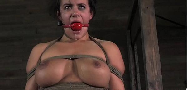  BDSM sub Penny Barber clit shocked